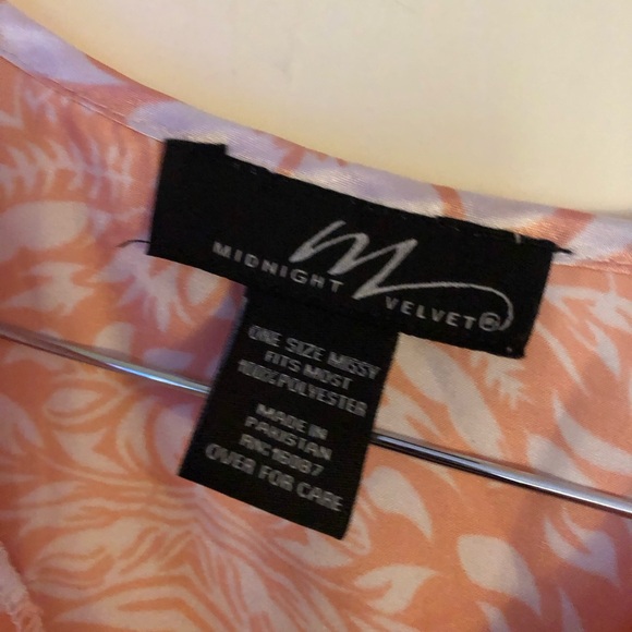 Midnight Velvet Peach Floral Top - Picture 1 of 3